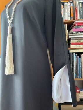 Banana Republic Black Sheath Dress w/Striking White Contrast Turn-Up Cuffs Sz 6